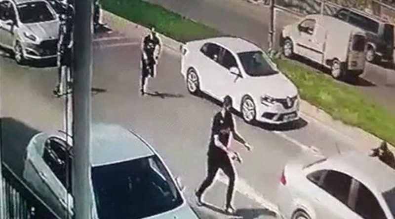 Avcılar’da trafikte işlenen silahlı saldırının failleri yakalandı