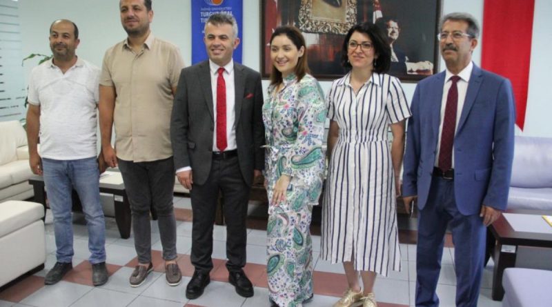 Azeri şarkıcı kardeşine karaciğerini verdi