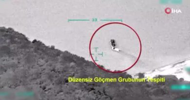 Bakan Soylu, kaçak göçmenlerin İHA ile tespit edilme anlarını paylaştı