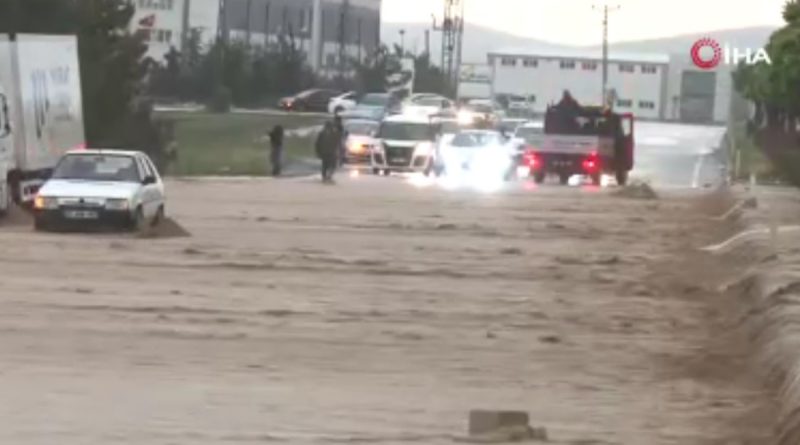 Başkent’te sel Akyurt’u vurdu