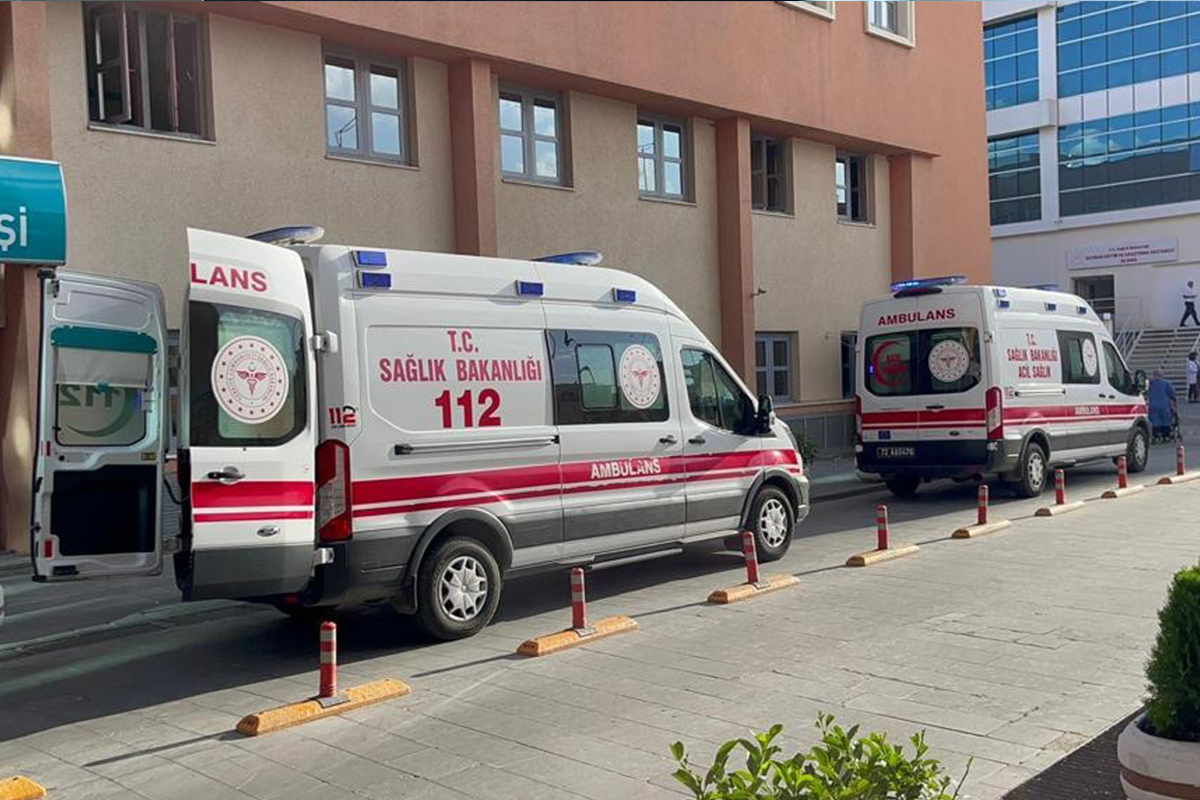 Batman'da sağlık çalışanı cinnet getirdi: 2 ağır yaralı