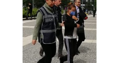 'Ben Almanya'dan akrabanızım' diyerek girdiği evdeki altınları çaldı