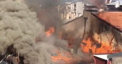 Burdur'da çatı katı yangını: 1 yaralı