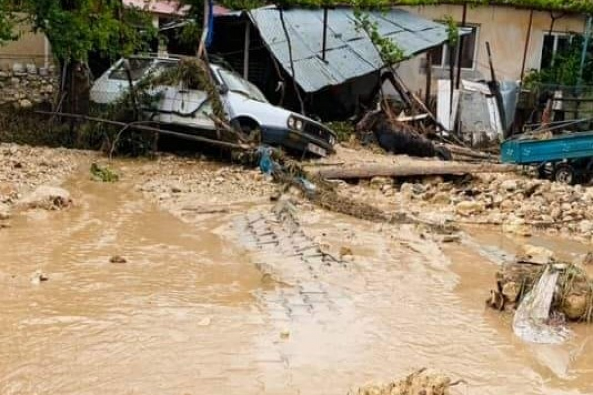 Burdur'da sel felaketi hayatı felç etti