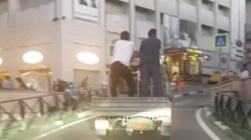 Bursa'da tehlikeli yolculuk kameralarda