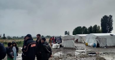 Çadır alanını sel bastı, 30 kişi canını zor kurtardı