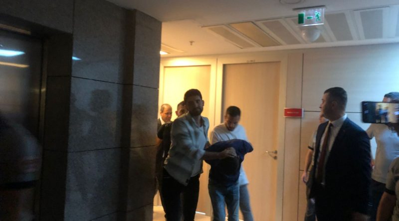 Çağlayan Adliyesi'nde hareketli anlar: Kaçmaya çalışan şüpheli yakalandı