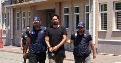 Çanakkale'de gözaltına alınan HDP'li milletvekilinin oğlu adliyeye sevk edildi