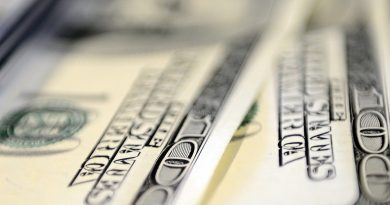 Cari denge 2 milyar 737 milyon dolar açık verdi