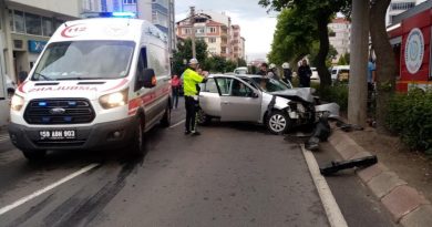 Çorlu’da otomobil beton direğe çarptı: 1 ölü