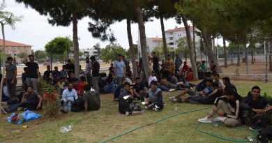 Didim’den Yunan adalarına kaçmaya çalışan 136 göçmen yakalandı