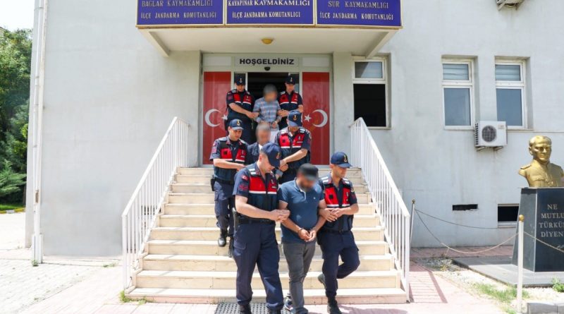 Diyarbakır’da 19 düzensiz göçmen yakalandı