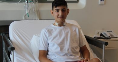 Dünyada robotik yöntemle ilk defa bir çocukta sol akciğer damar anormalliğinin düzeltilmesi ameliyatı Türkiye’de yapıldı