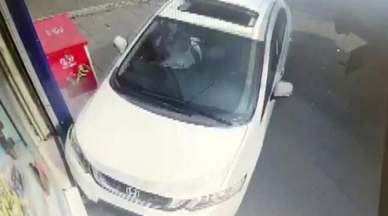 Ehliyetsiz sürücü video çekerken ortalığı birbirine kattı