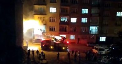 Elazığ’da korkutan yangın: Ev alev alev yandı