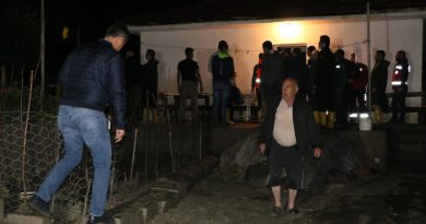 Erzincan’da sağanak sele dönüştü, bazı noktalarda su baskını yaşandı