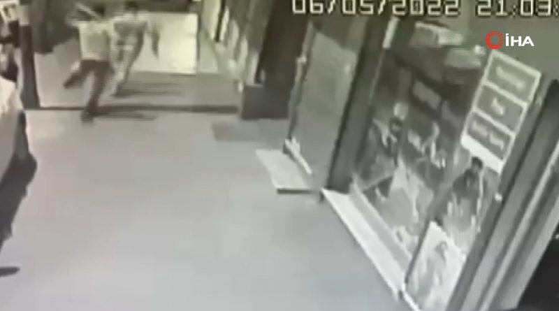 Esenyurt'ta 3 kişinin yaralandığı silahlı kavganın yeni görüntüleri ortaya çıktı