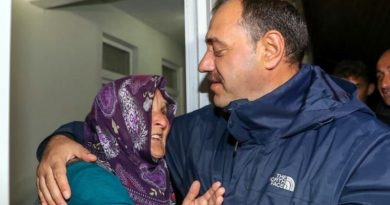 Evini su basan gözü yaşlı kadın sözleriyle gönülleri fethetti