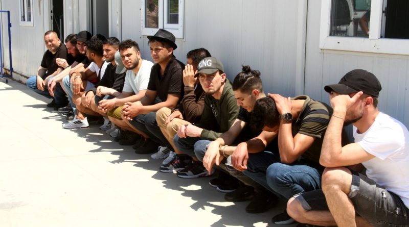 Fethiye’de 25 düzensiz göçmen yakalandı