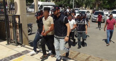 Göçmen kaçakçılığı iddiasıyla gözaltına alınan 7 organizatör adliyede