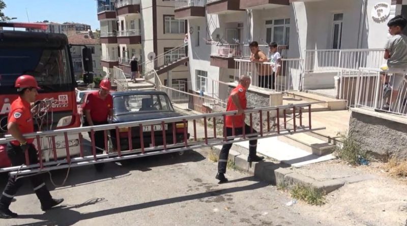 Haber alınamayan kadın evinde baygın halde bulundu