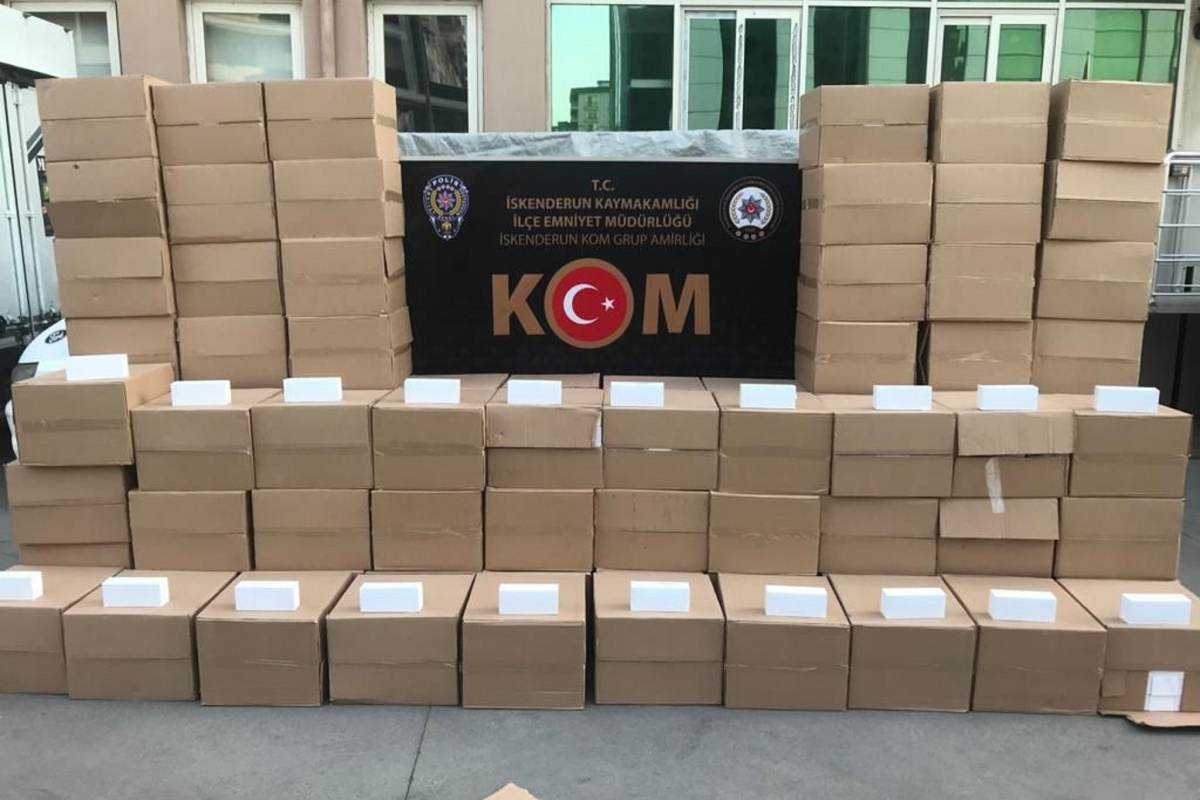 Hatay’da 1 milyon 460 bin adet kaçak makaron yakalandı