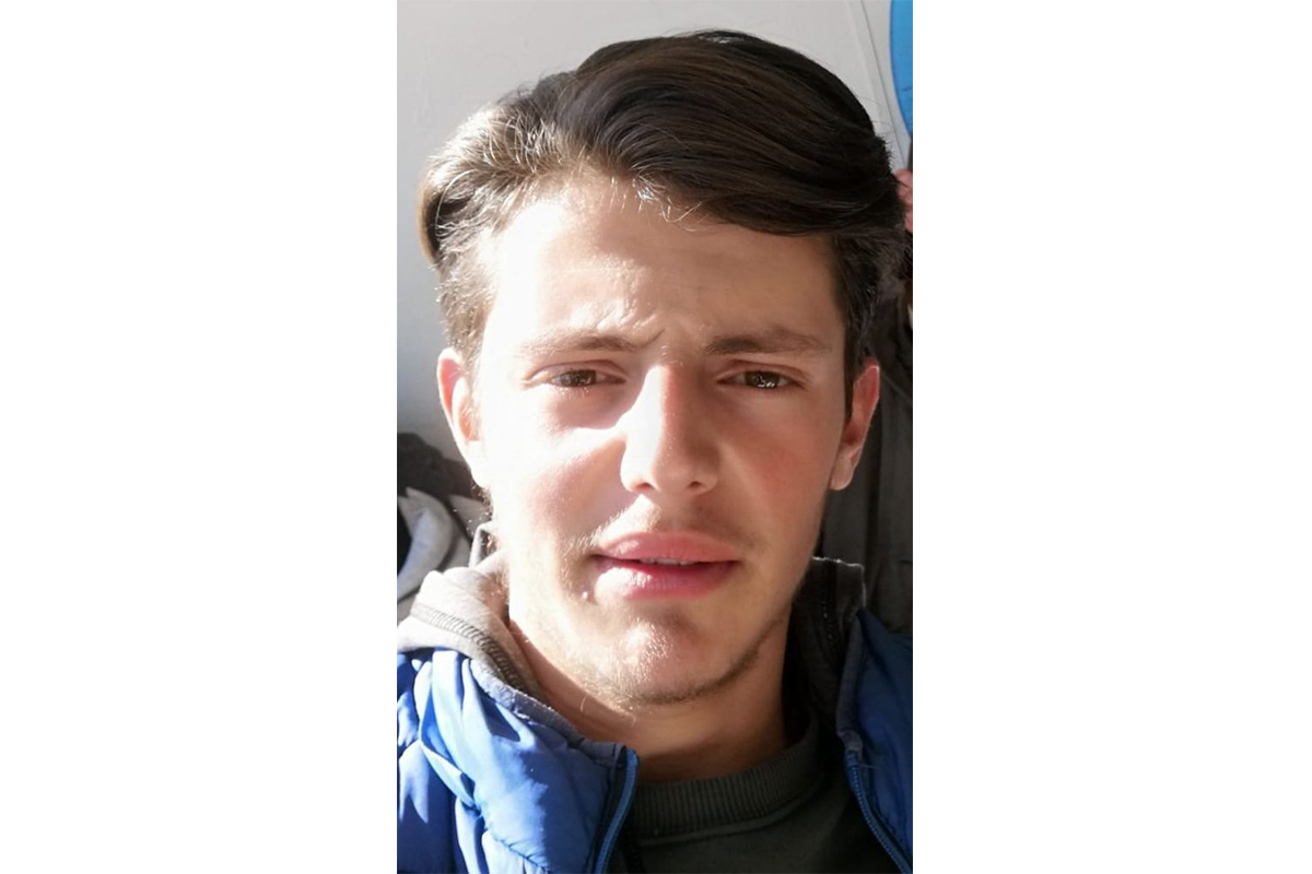 Hayvan otlatırken üzerine yıldırım düşen genç hayatını kaybetti