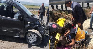 Horasan - Pasinler karayolunda trafik kazası: 2 yaralı