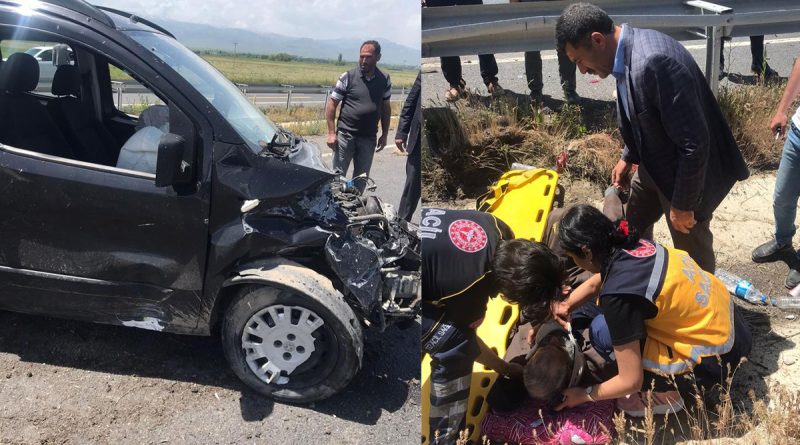 Horasan - Pasinler karayolunda trafik kazası: 2 yaralı