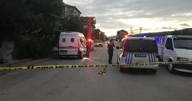 İki aile arasındaki silahlı kavgada yaralanan kadın hayatını kaybetti