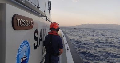 İzmir açıklarında 62 düzensiz göçmen kurtarıldı