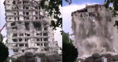 İzmir’de paniğe yol açan yıkım: O anlar kamerada