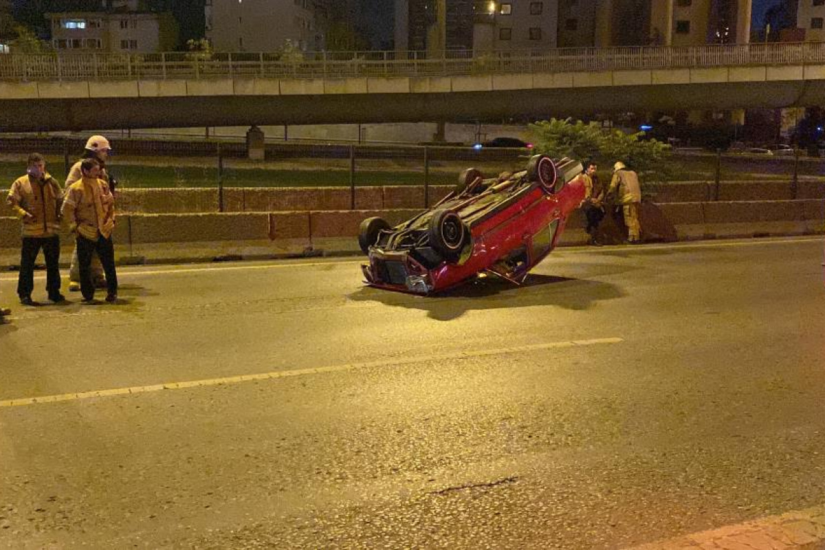 Kadıköy D-100 karayolunda feci kaza! Otomobilde gaz kaçağı sebebiyle karayolu bir süre trafiğe kapatıldı