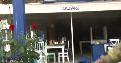 Kadıköy'de restoranda yangın çıktı, bina sakinleri sokağa döküldü