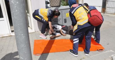 Kaldırım üzerinde baygın bulunan şahıs hastaneye kaldırıldı