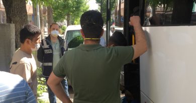 Kars’ta düzensiz göçmenler sınır dışı ediliyor