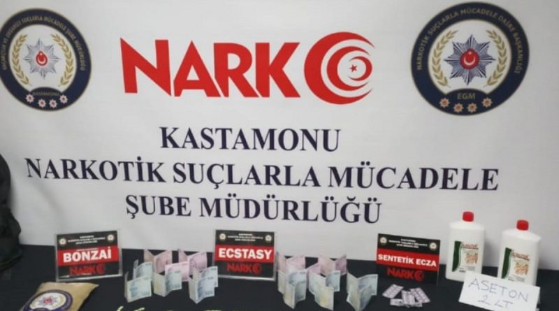 Kastamonu’da uyuşturucuya geçit verilmedi: 2 tutuklama