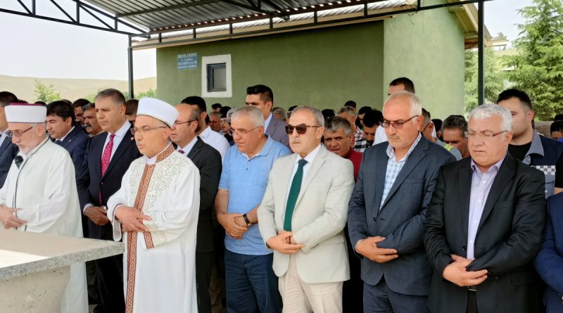 Kayıp Genç Hasan için köyünde gıyabı cenaze namazı kılındı