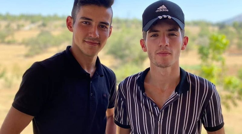 Kayıp gençler kepçelerle kazılan su kuyusunda aranıyor