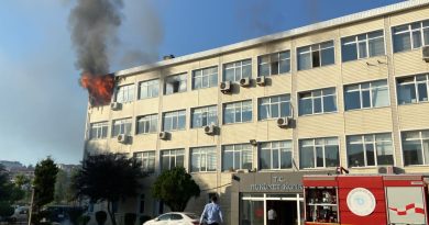 Kaymakamlıkta korkutan yangın