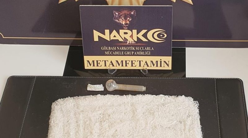 Kaynak makinesine gizlenmiş uyuşturucu ele geçirildi