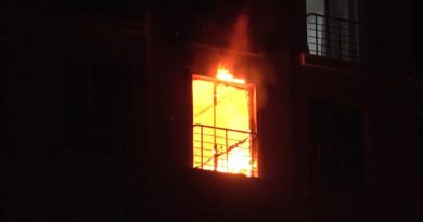Kırıkkale'de korkutan yangın: Mahsur kalan vatandaş camdan atladı