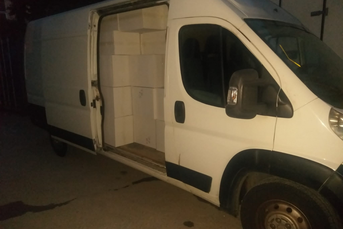 Kocaeli'de 1 milyon 900 adet makaron ele geçirildi