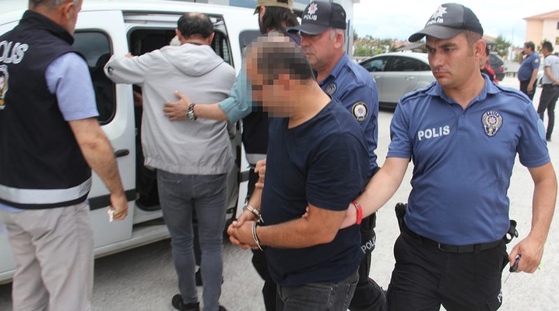 Konya’da kaçak tabanca imalathanesine baskın!