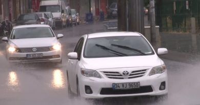 Küçükçekmece’de sağanak yağış etkili oldu