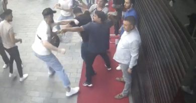 Laleli’de savaş meydanlarını aratmayan kavga kamerada