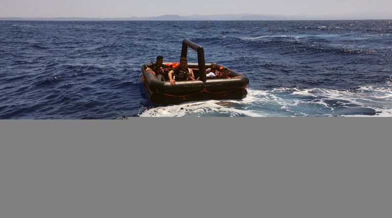Marmaris açıklarında 7 düzensiz göçmen kurtarıldı
