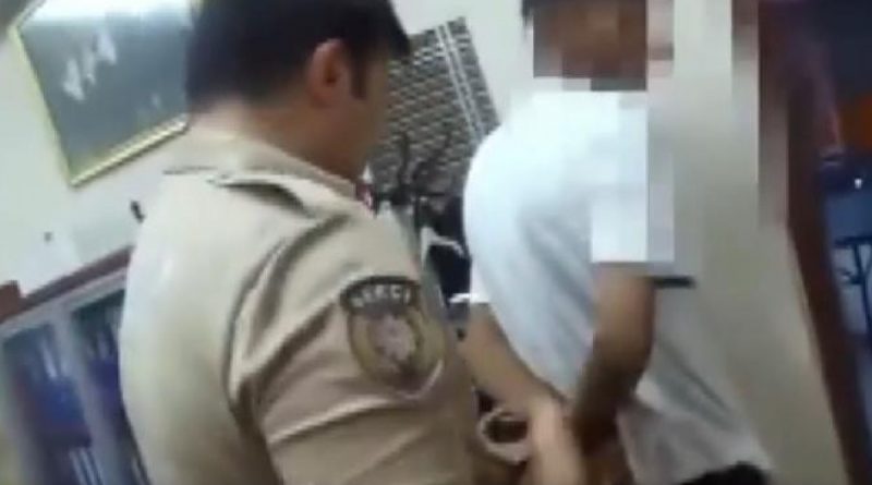 Okula giren hırsız, müdürün odasında yakalandı