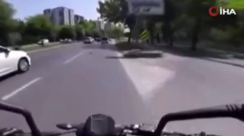 Ölümden dönen motosikletli ortalığı birbirine kattı