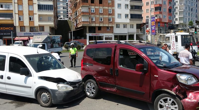 Ordu'da zincirleme kaza: 2 yaralı